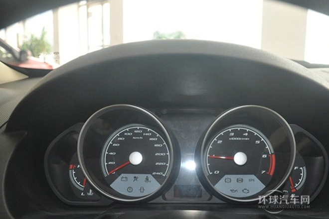 2010款 1.5L 手動舒適型