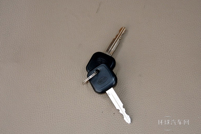 2011款 1.3L舒適型CA4GA6