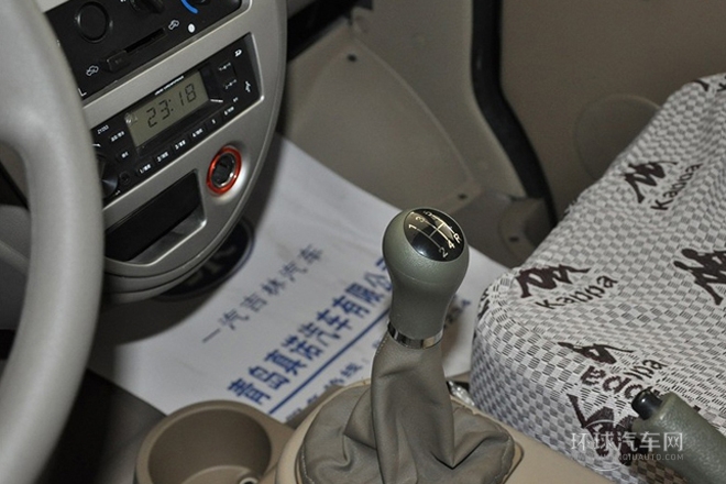 2011款 1.0L標(biāo)準(zhǔn)型DA465QA