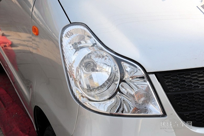 2011款 1.0L標(biāo)準(zhǔn)型DA465QA