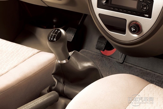 2012款 1.3L豪華型