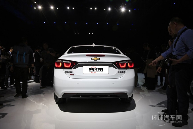 2015款 1.5L 手動時尚版