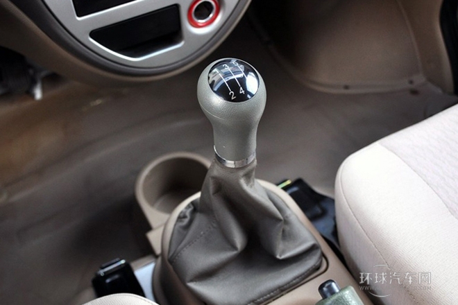 2012款 1.3L舒適型