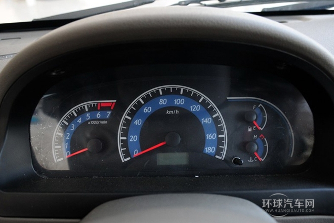 2012款 1.0L標準型