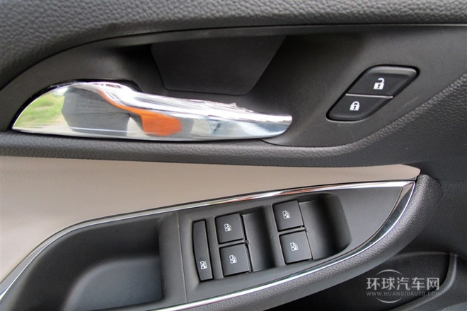 2015款 1.5L 自動精英版