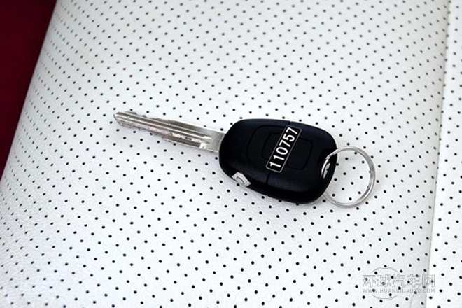 2010款 飛炫 1.5L 自動(dòng)時(shí)尚型