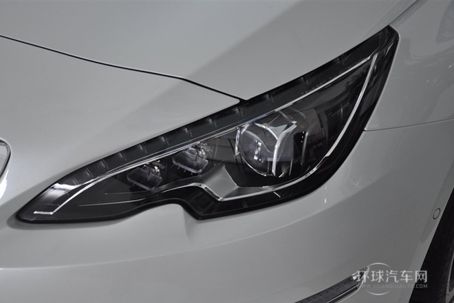 2014款 1.6T 自動尊貴版