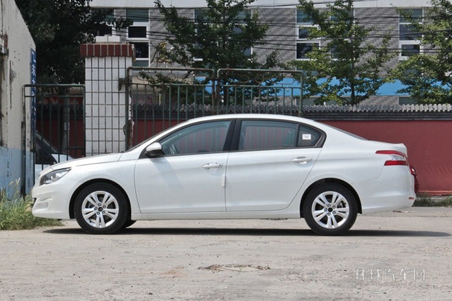 2014款 1.8L 手動領(lǐng)先版