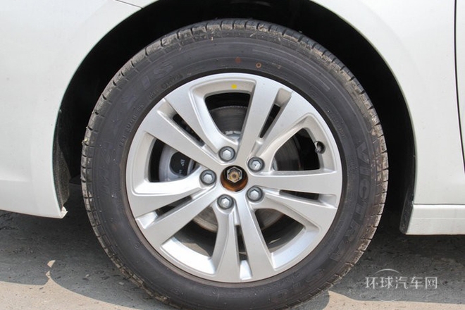 2014款 1.8L 手動領(lǐng)先版