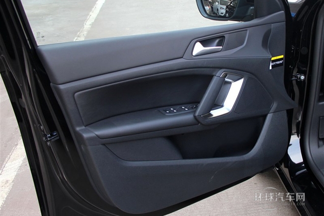 2014款 1.8L 自動豪華版