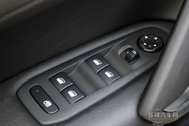 2014款 1.8L 自動豪華版