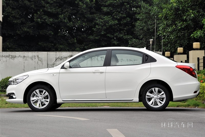 2014款 1.6L 自動(dòng)豪華ESP版