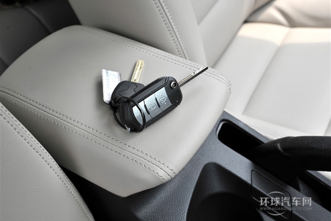 2014款 1.6L 自動豪華ESP版