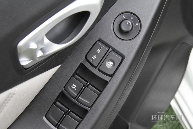 2014款 1.6L 自動智慧ESP版