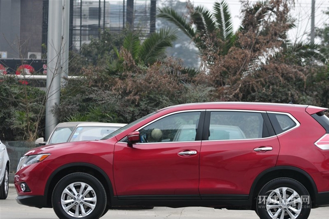 2014款 2.0L CVT智驅版 4WD