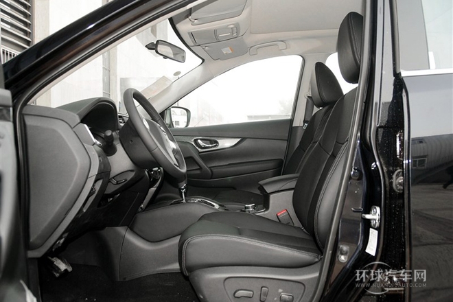 2014款 2.5L CVT豪華版 4WD