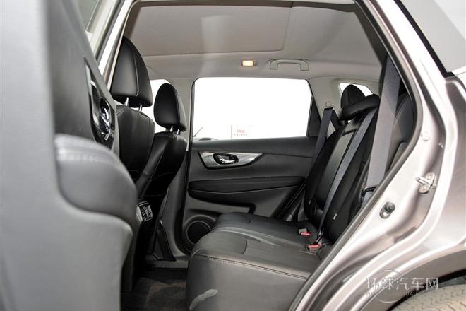 2014款 2.5L CVT領先版 4WD