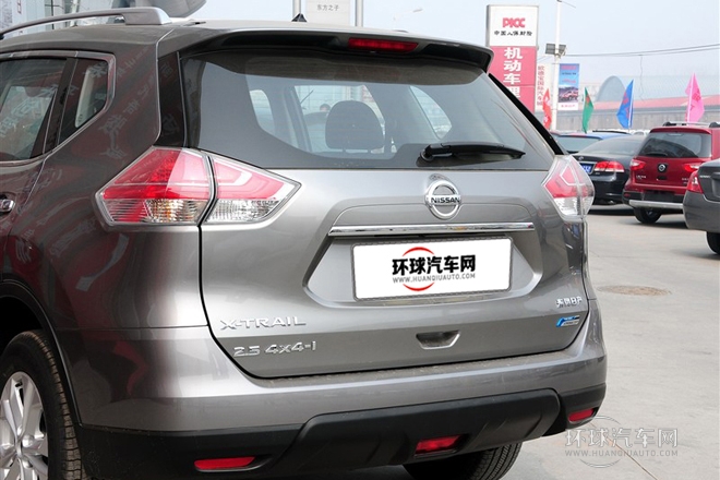 2014款 2.5L CVT領(lǐng)先版 4WD