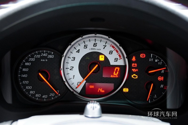 2013款 2.0L 手動豪華型