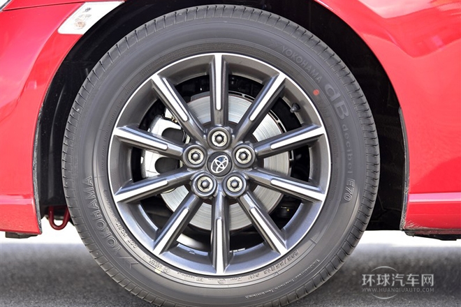 2013款 2.0L 自動豪華型