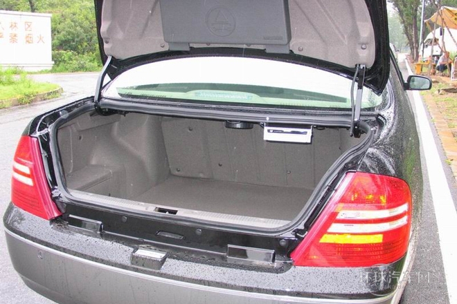 2004款 智尊 2.0L 自動(dòng)尊貴型