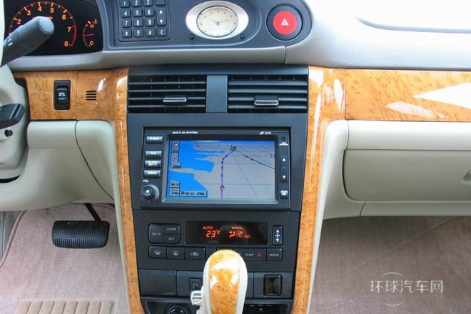 2004款 智尊 2.0L 自動(dòng)尊貴型