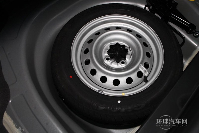 2013款 1.5L 手動舒適型