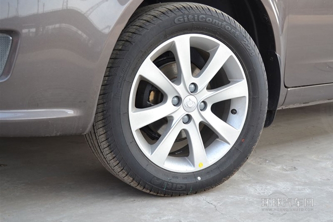 2013款 1.5L 手動舒適型