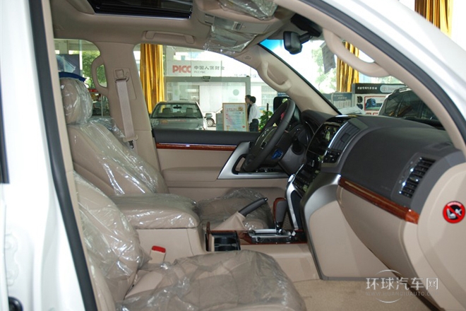 2012款 4.6L 自動VX