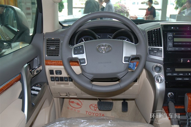 2012款 4.6L 自動VX