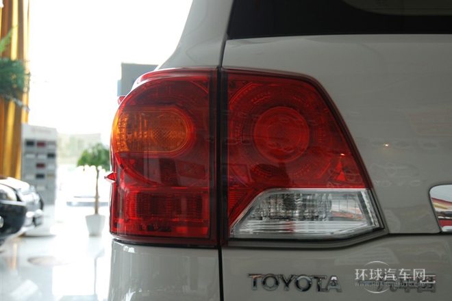 2012款 4.6L 自動VX