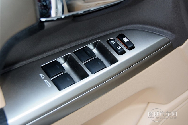 2012款 4.6L 自動VX-R