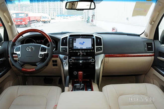 2012款 4.6L 自動VX-R