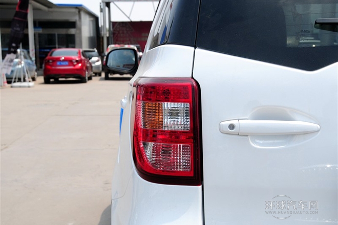 2014款 1.5L 手動舒適型