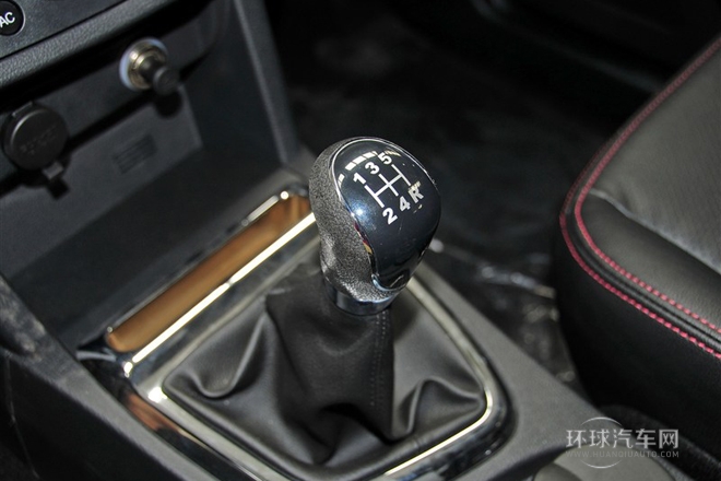 2014款 1.5L 手動舒適型