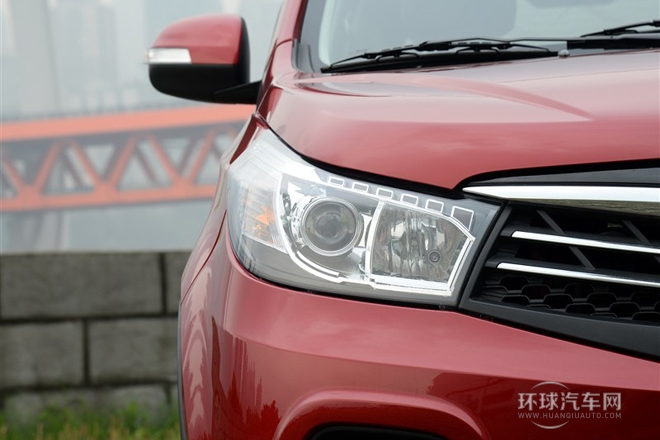 2014款 1.5L 手動(dòng)豪華型