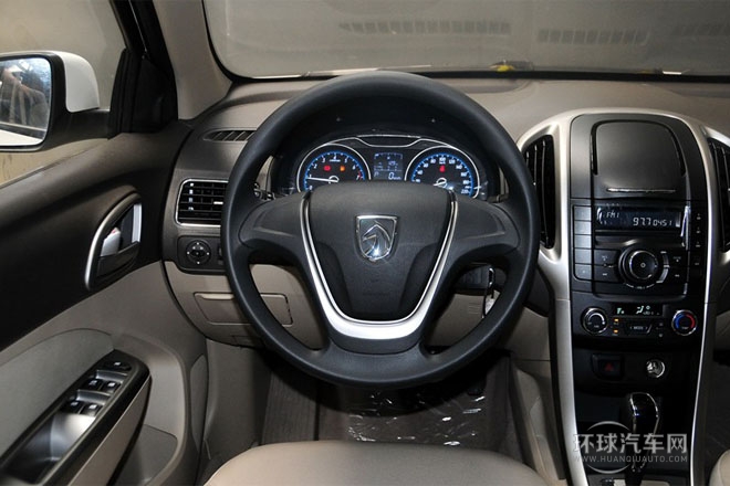 2014款1.5L自動(dòng)   舒適型