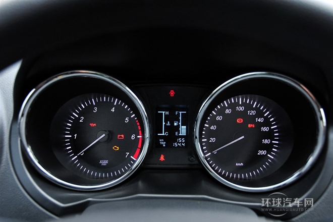 2014款 1.8L 尊貴型