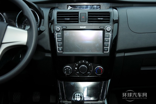 2014款 1.8L 尊貴型