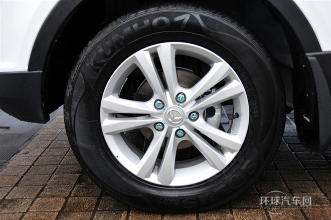 2014款 1.8L 尊貴型