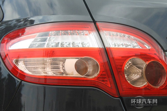 2011款 Wagon 2.0L 手動舒適型