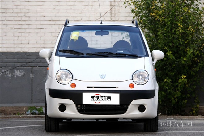 2012款 改款 1.0L 手動(dòng)P-TEC標(biāo)準(zhǔn)型