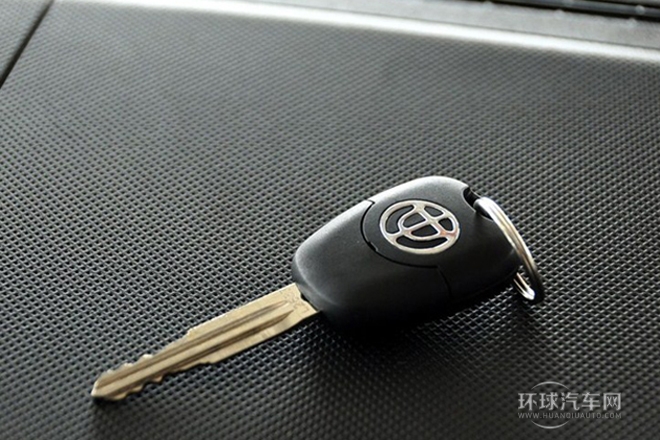 2010款 1.3L 手動舒適型