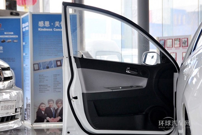 2010款 1.3L 手動舒適型