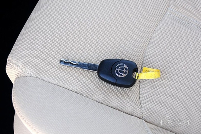 2012款 1.6L 自動舒適型