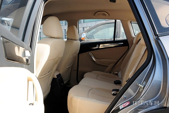 2012款 1.6L 自動舒適型