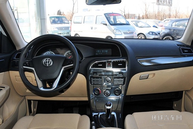 2012款 1.6L 手動舒適型