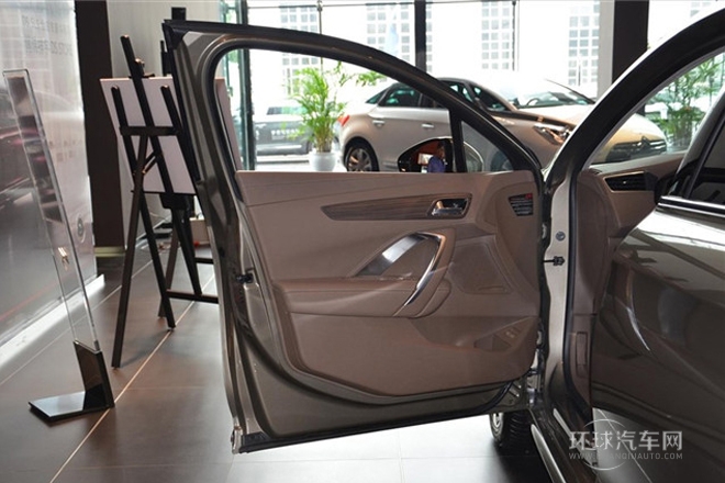 2014款 1.6T 豪華版THP200