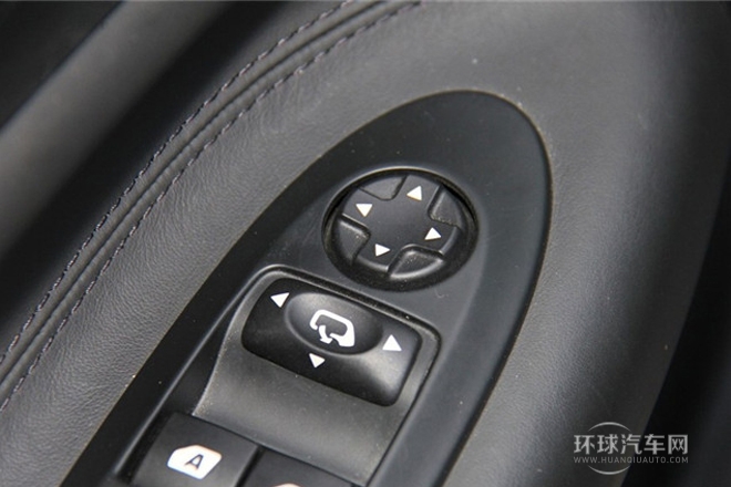 2013款 1.6L 至尊敞篷版