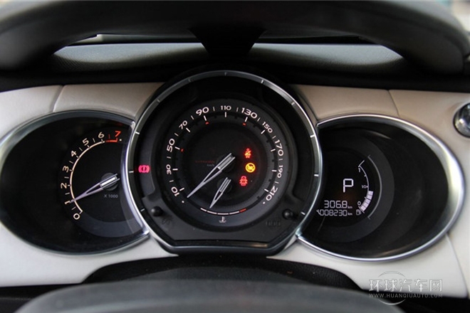 2013款 1.6L 至尊敞篷版